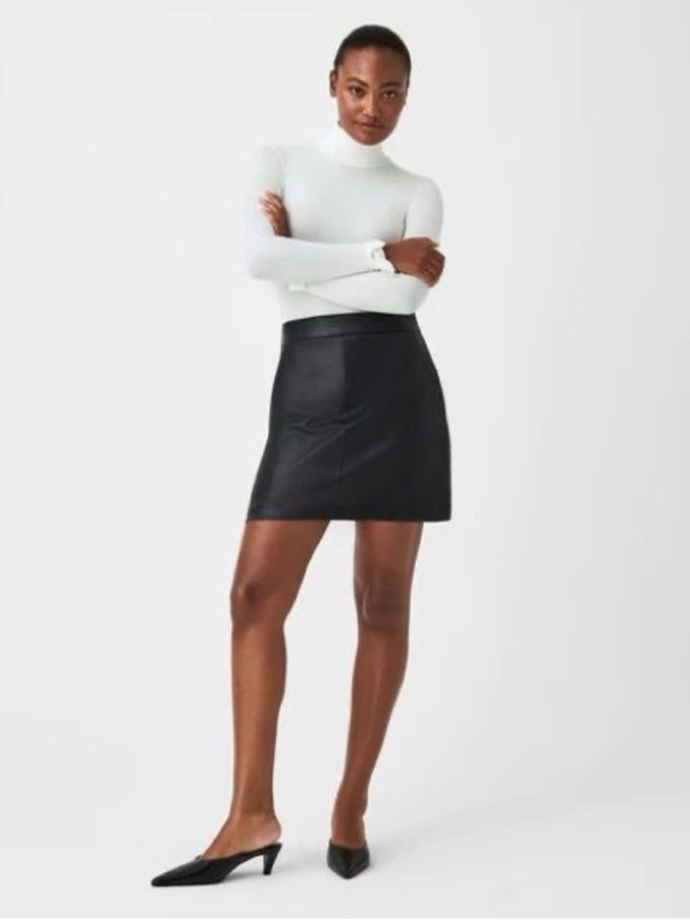 NEW SPANX Faux Leather Mini Skirt Attached Shorts Large Minimalist Sleek Chic